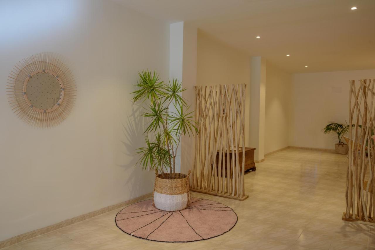 Hostal Beni Benicassim Exterior photo